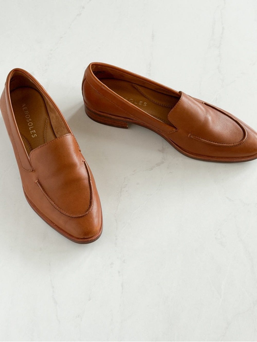 Aerosoles Brown Leather Loafers 7.5 Slip On Flat Classic Minimal - Picture 2 of 9
